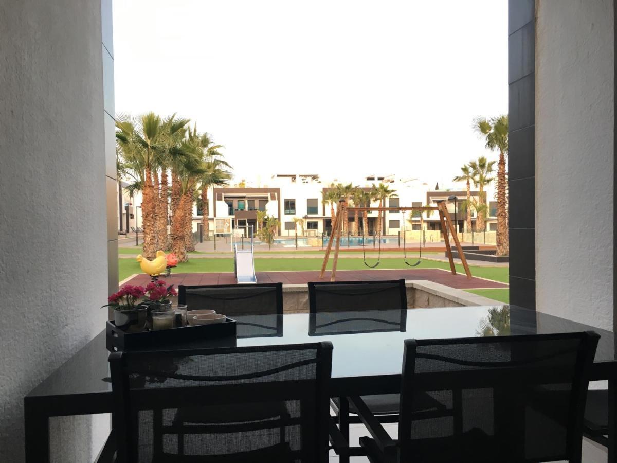 Casa De La Vida La Zenia Appartement Orihuela Buitenkant foto